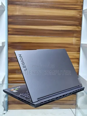 New Laptop Lenovo Legion 5 16GB AMD Ryzen 7 SSD 512GB