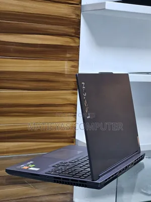New Laptop Lenovo Legion 5 16GB AMD Ryzen 7 SSD 512GB