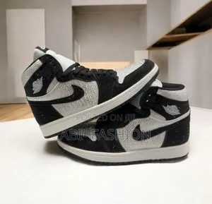 Nike Air Jordan Retro 1 High Panda Diamond Shoes
