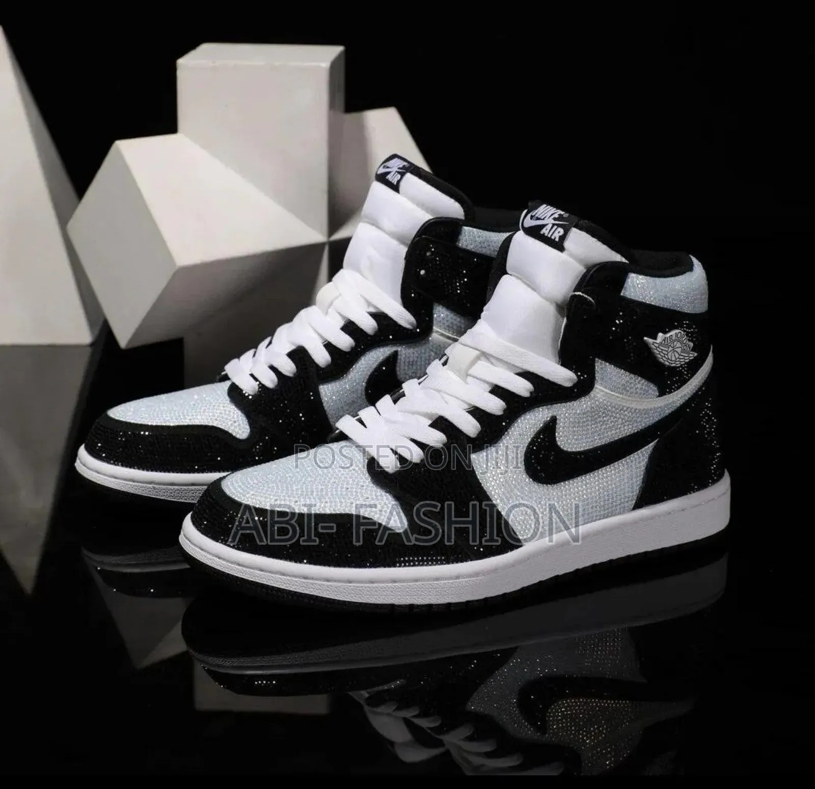 Nike Air Jordan Retro 1 High Panda Diamond Shoes