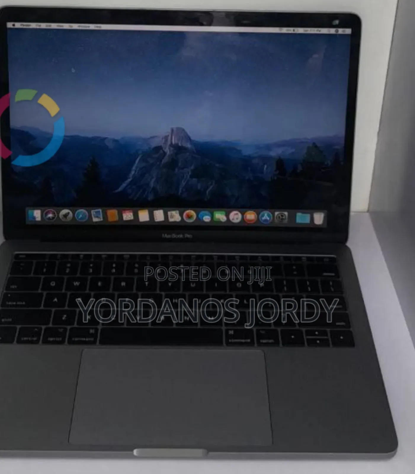 New Laptop Apple MacBook Pro 2017 8GB Intel Core I5 SSD 256GB