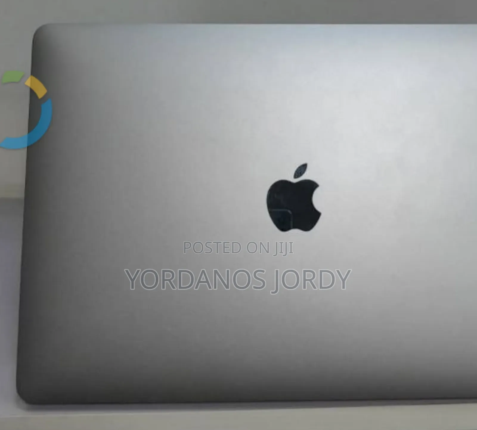 New Laptop Apple MacBook Pro 2017 8GB Intel Core I5 SSD 256GB