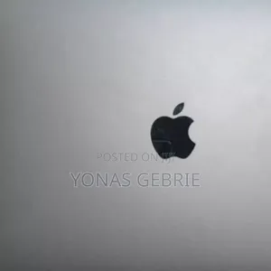 New Laptop Apple MacBook Pro 2017 8GB Intel Core I5 SSD 256GB