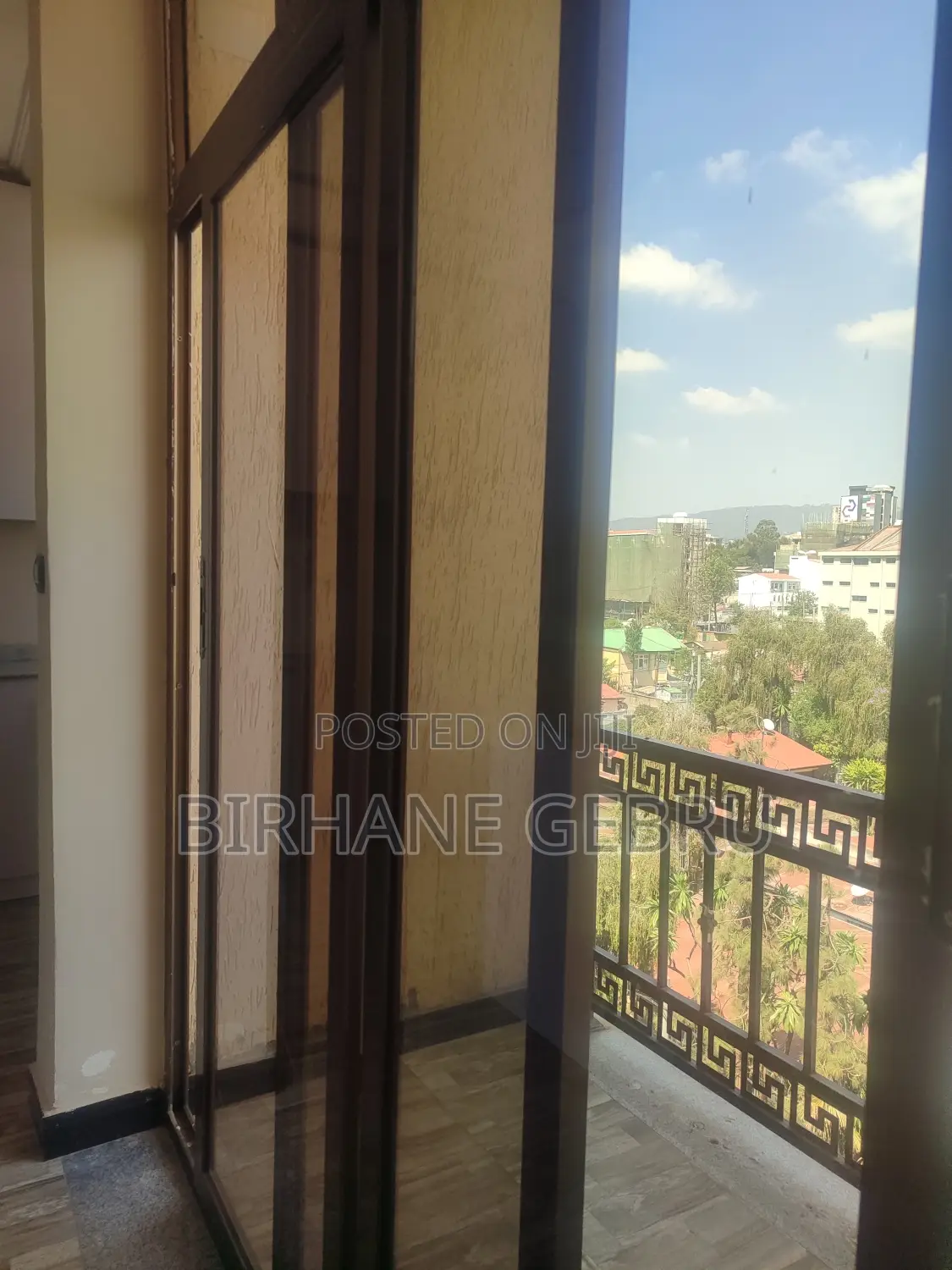 3bdrm Apartment in Luxury Apartiment, Bole for rent