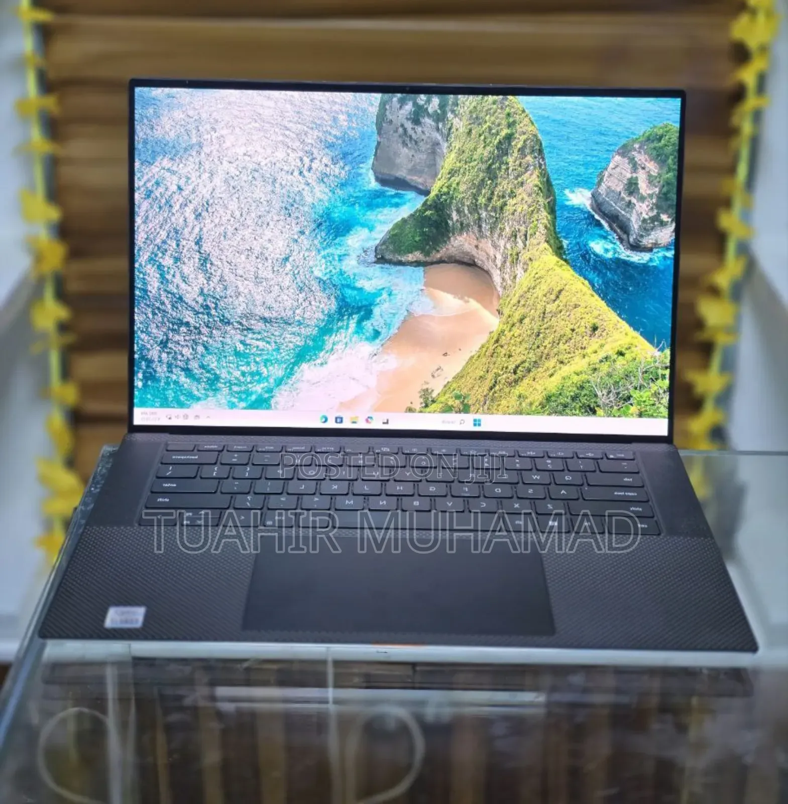 New Laptop Dell XPS 15 16GB Intel Core I7 SSD 512GB