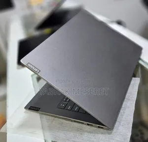 New Laptop Lenovo 8GB Intel Core I5 SSD 256GB