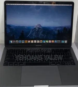 New Laptop Apple MacBook Pro 2017 8GB Intel Core I5 SSD 256GB