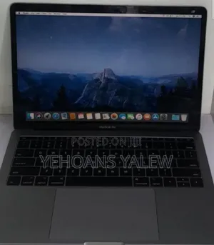 New Laptop Apple MacBook Pro 2017 8GB Intel Core I5 SSD 256GB