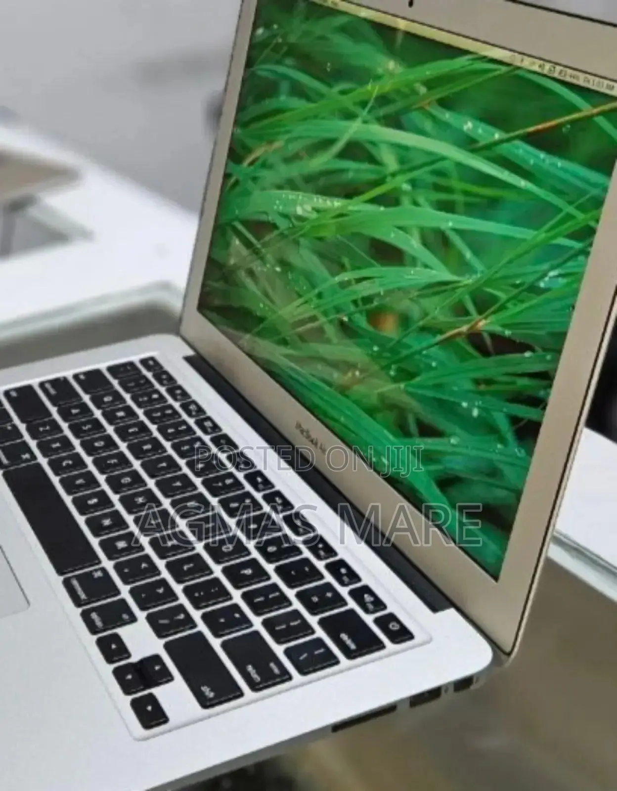 New Laptop Apple MacBook Air 2011 4GB Intel Core I5 SSD 128GB