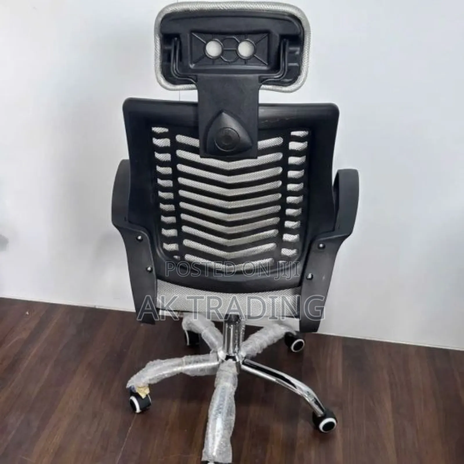 Full Colored Low Back Office and Home Chair