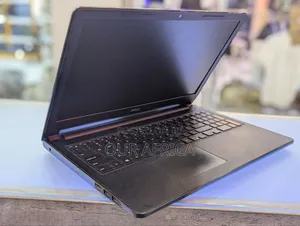 Laptop Dell 4GB HDD 500GB