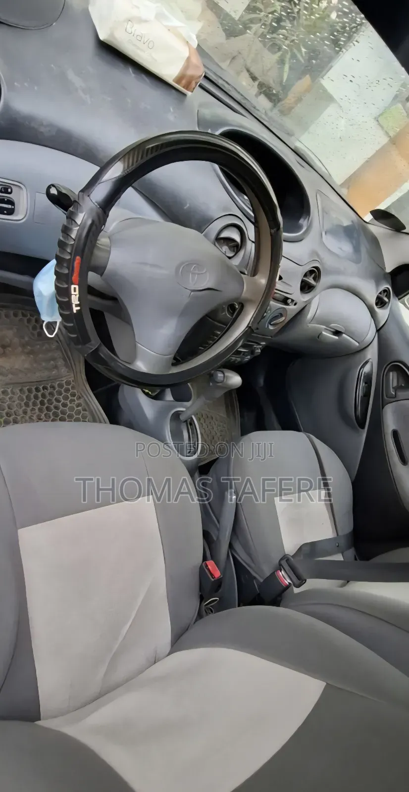 Toyota Vitz 2001 Silver