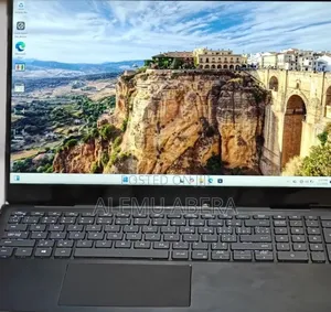 New Laptop Dell 16GB Intel Core I7 SSD 512GB