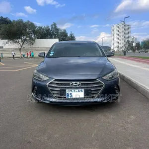 Hyundai Avante 2016 Gray