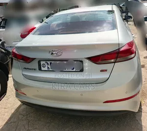 Hyundai Avante 2017 Silver