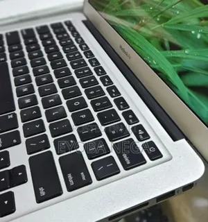 Laptop Apple MacBook Air 2015 8GB Intel Core i5 SSD 256GB