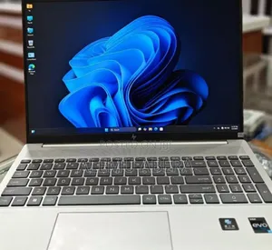 New Laptop HP 16GB Intel Core I7 SSD 512GB