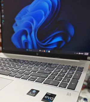New Laptop HP 16GB Intel Core I7 SSD 512GB