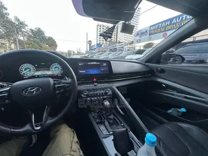 Hyundai Avante 2022 Gray