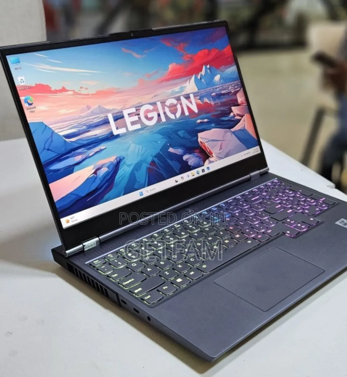 New Laptop Lenovo Legion 5 16GB AMD Ryzen 5 SSD 512GB