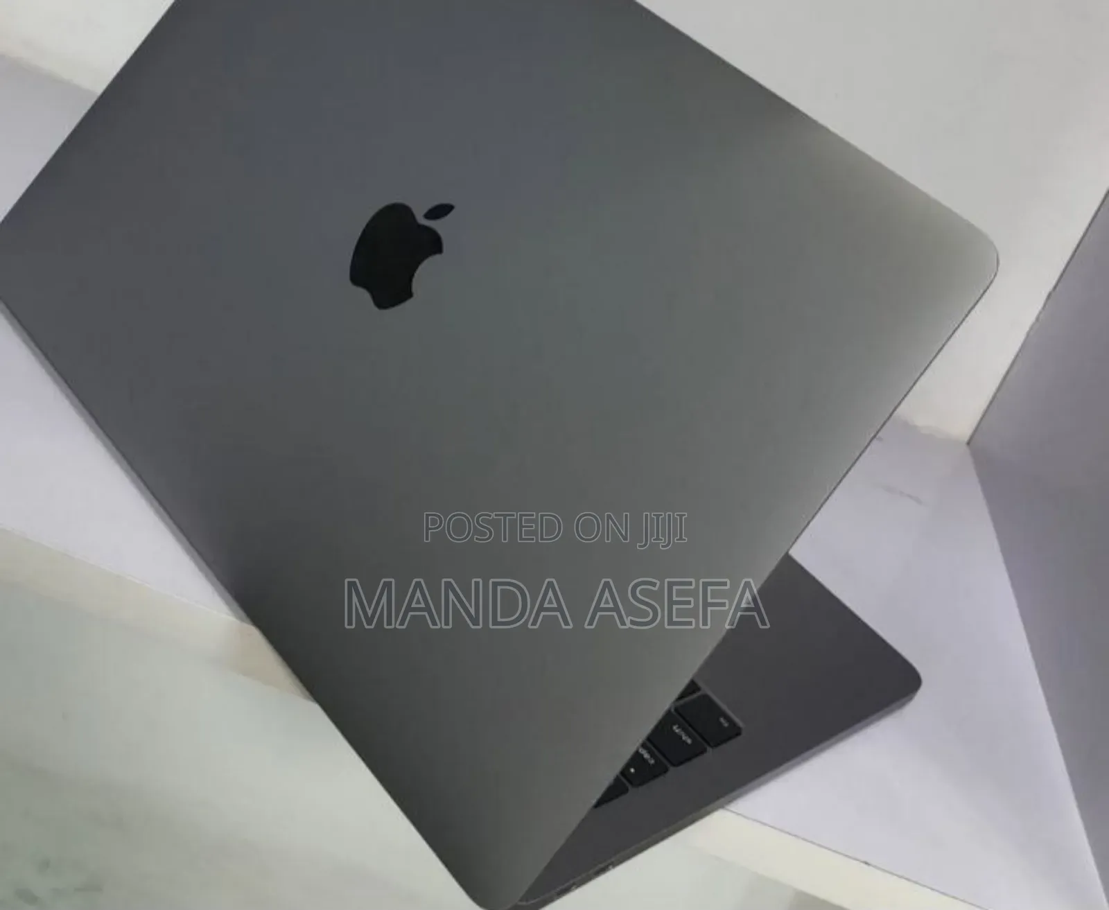 New Laptop Apple MacBook Pro 2017 8GB Intel Core I5 SSD 256GB