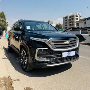 Chevrolet Captiva 2021 White