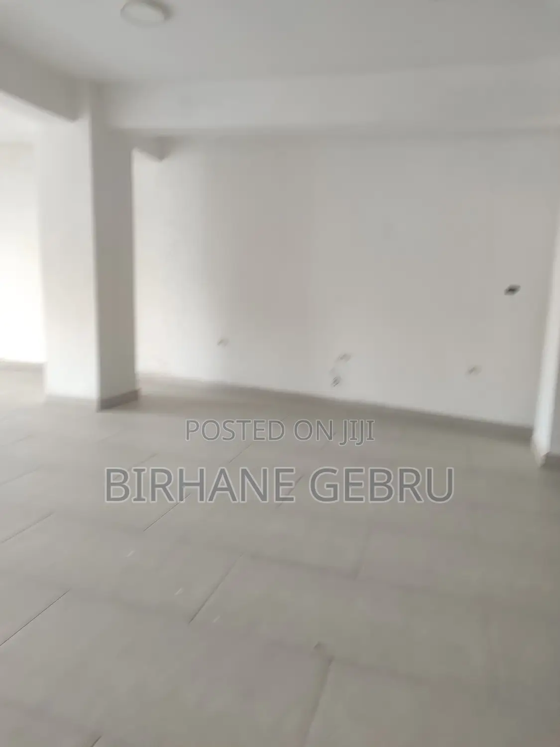 Space Rent for Cafe .Berger .Resturant