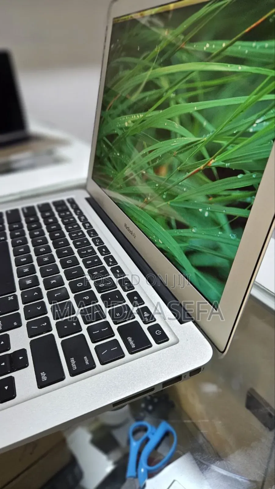 New Laptop Apple MacBook Air 2015 8GB Intel Core I5 SSD 256GB