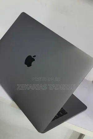 New Laptop Apple MacBook Pro 2017 8GB Intel Core I5 SSD 128GB