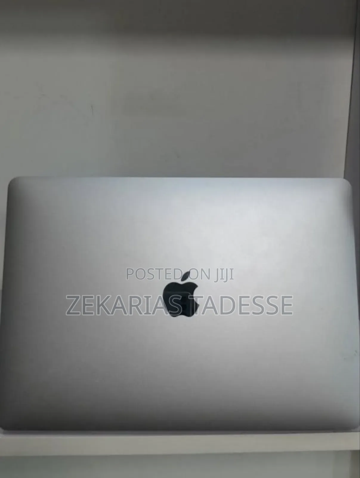 New Laptop Apple MacBook Pro 2017 8GB Intel Core I5 SSD 128GB