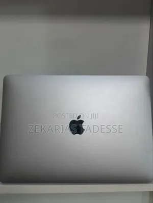 New Laptop Apple MacBook Pro 2017 8GB Intel Core I5 SSD 128GB