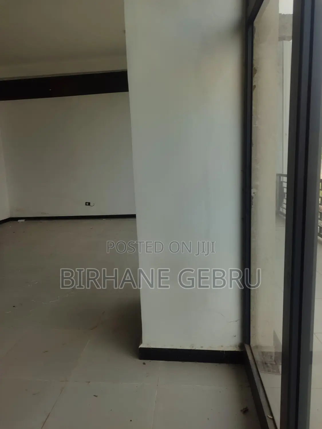 Space Rent for Baker Cafe .Eletronics Sper Market