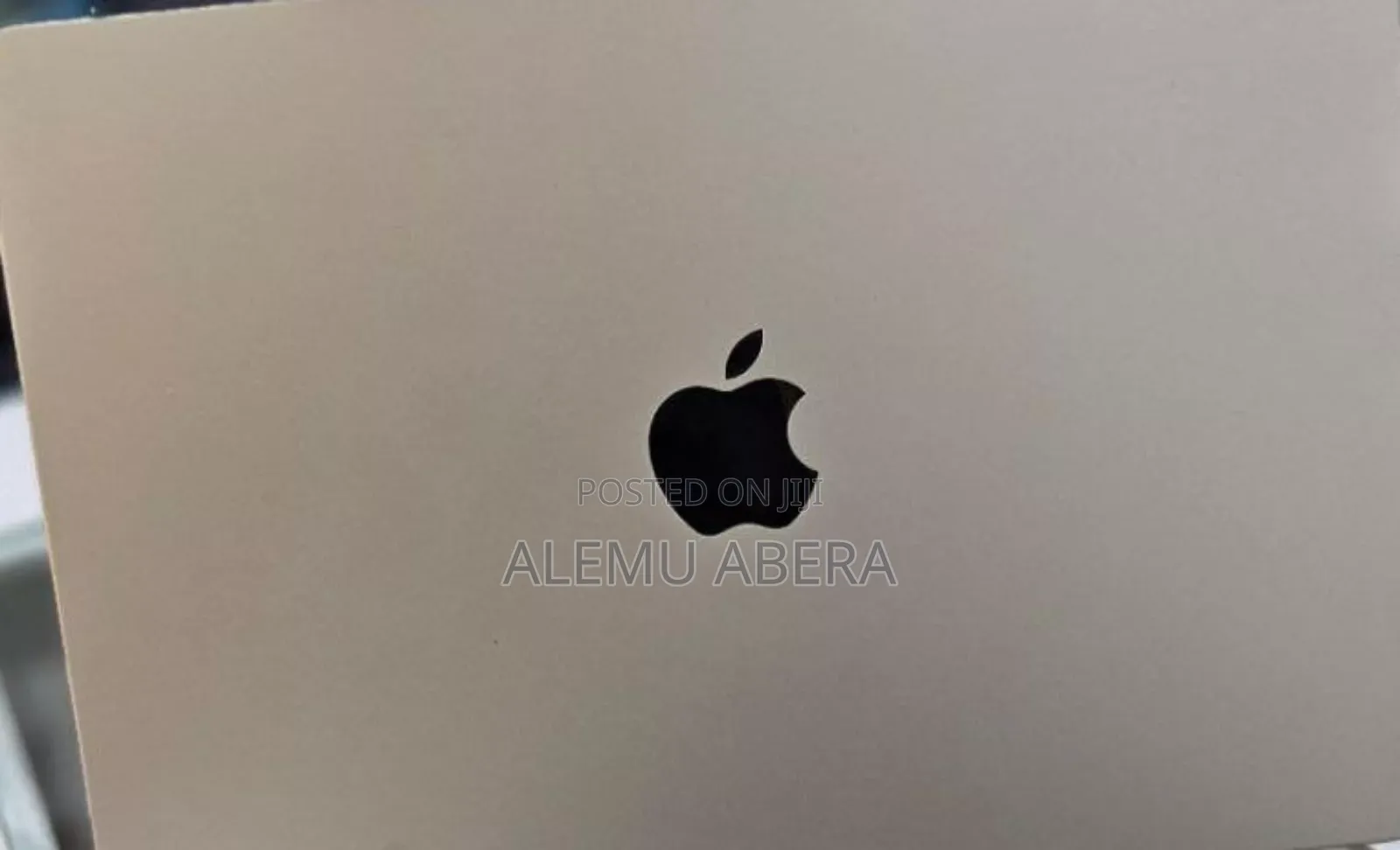 New Laptop Apple MacBook Air 2022 M2 8GB SSD 256GB