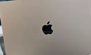 New Laptop Apple MacBook Air 2022 M2 8GB SSD 256GB