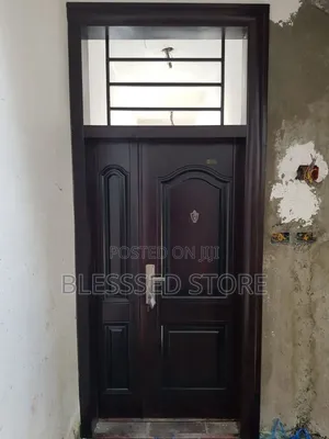 Victor የብረት በር