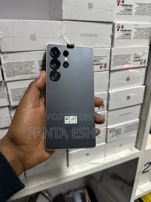 Photo - New Samsung Galaxy S25 Ultra 256 GB Gray