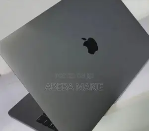 New Laptop Apple MacBook Pro 2017 8GB Intel Core I5 SSD 256GB