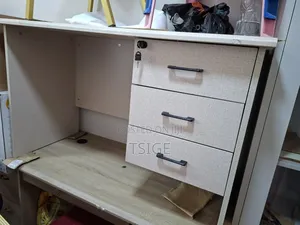 Photo - Office Table