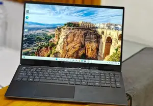 Photo - New Laptop Dell Inspiron 7566 16GB Intel Core I7 SSD 512GB