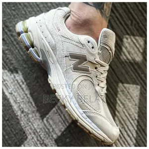 New Balance 2002r Protection Pack Shoes