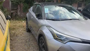 Toyota C-HR 2017 Teal