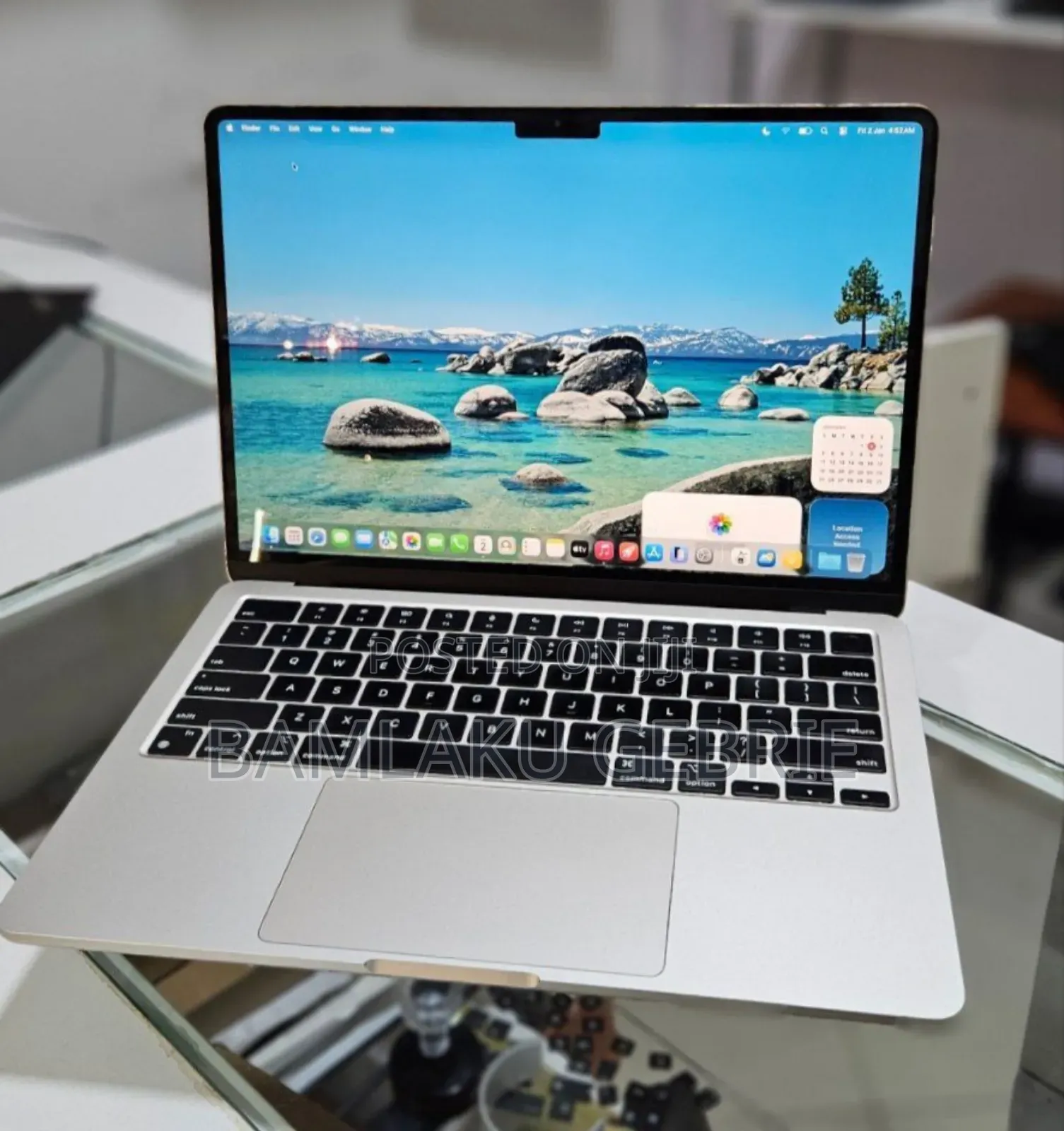 New Laptop Apple MacBook Air 2022 M2 8GB Apple M2 SSD 256GB