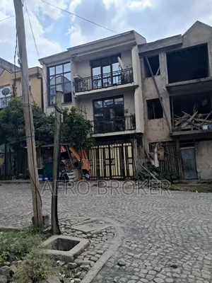 5bdrm House in Tuludimtu, Akaky Kaliti for sale