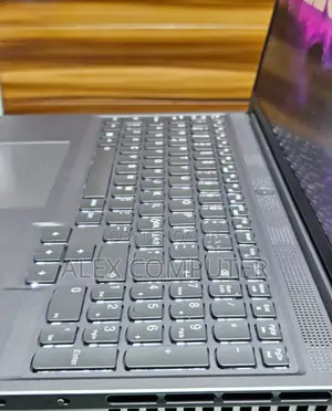 New Laptop Lenovo Legion 5 16GB AMD Ryzen 7 SSD 512GB