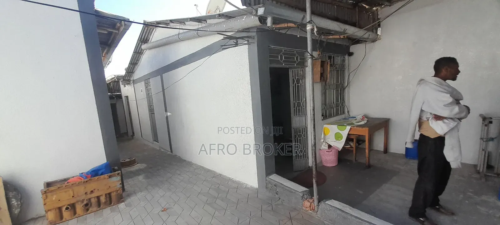 5bdrm House in Kality, Akaky Kaliti for sale