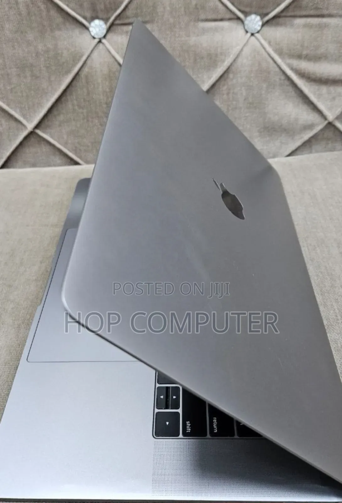 New Laptop Apple MacBook Pro 2019 16GB Intel Core I9 SSD 512GB