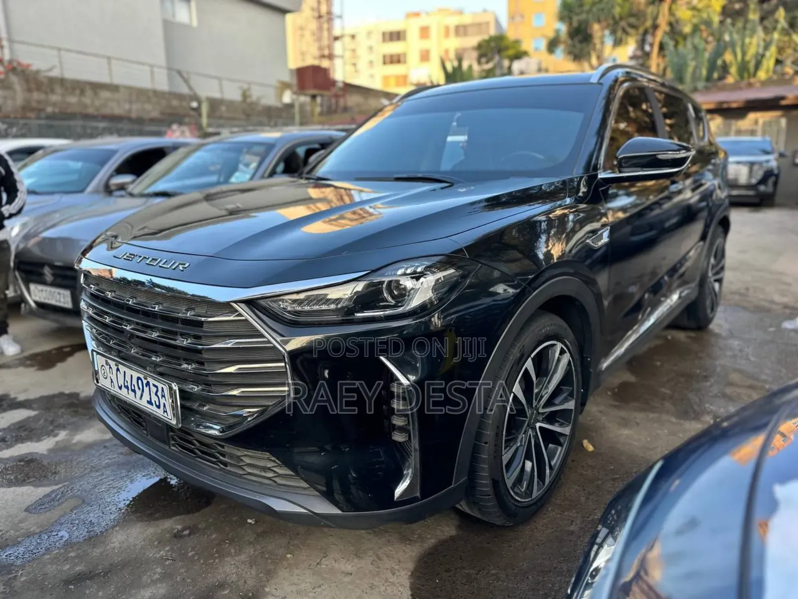 Jetour X70 1.5 7-Seater FWD 2022 Black