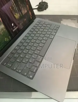 New Apple MacBook Pro 2024 M4 14-Inch 24GB Apple M4 Pro SSD 512GB