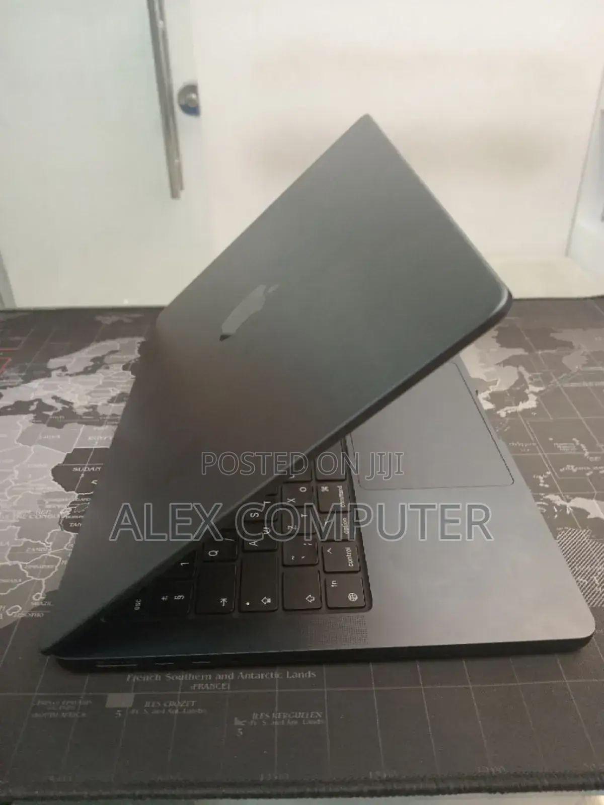 New Apple MacBook Pro 2024 M4 14-Inch 24GB Apple M4 Pro SSD 512GB