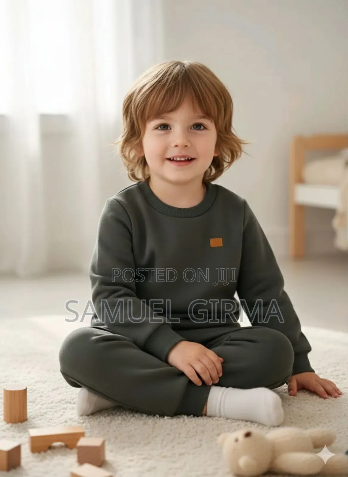 Mk- 0747 Unisex Round Neck Long Sleeve Hoodie and Pant Set 4-6 Years
